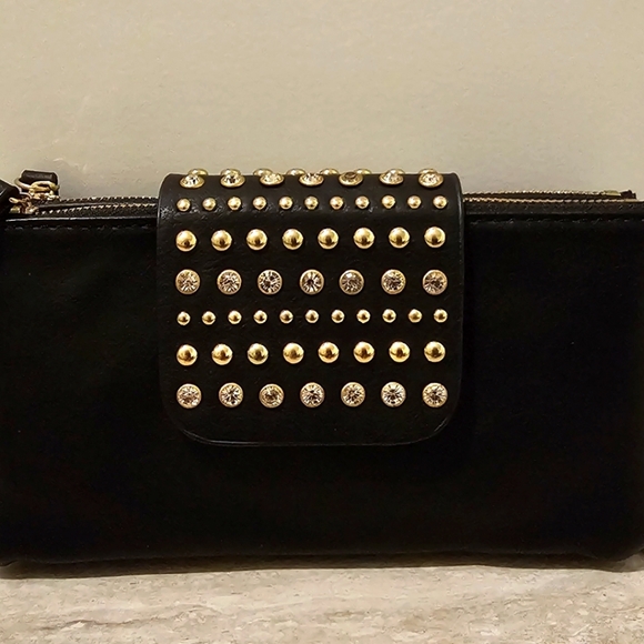 Olivia Miller Rhinestone Clutch - Picture 7 of 7